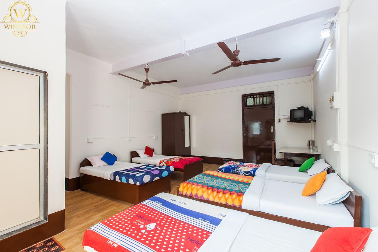 Hotel Windsor Mumbai Exterior photo